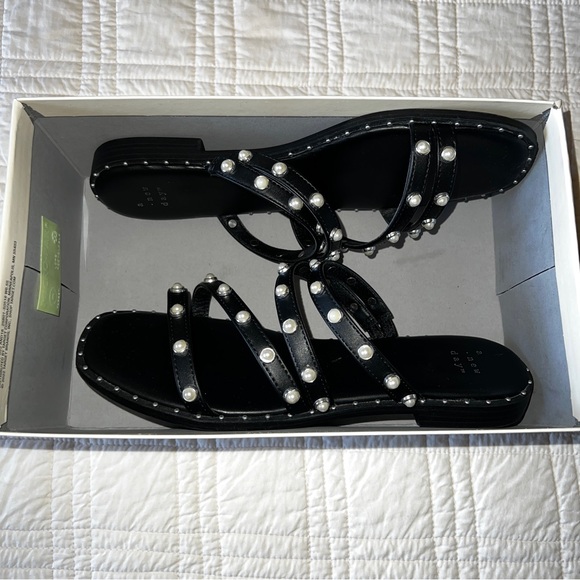 Target a new day sandal slides black 7.5 EUC - Picture 4 of 9